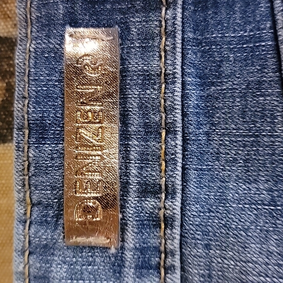 Levis skinny shorts womens - Picture 3 of 4